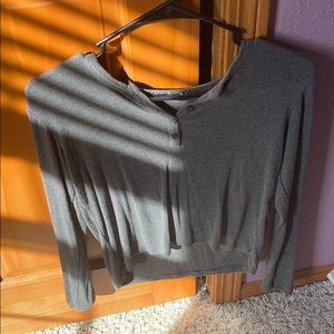 brandy Melville full sleeve!